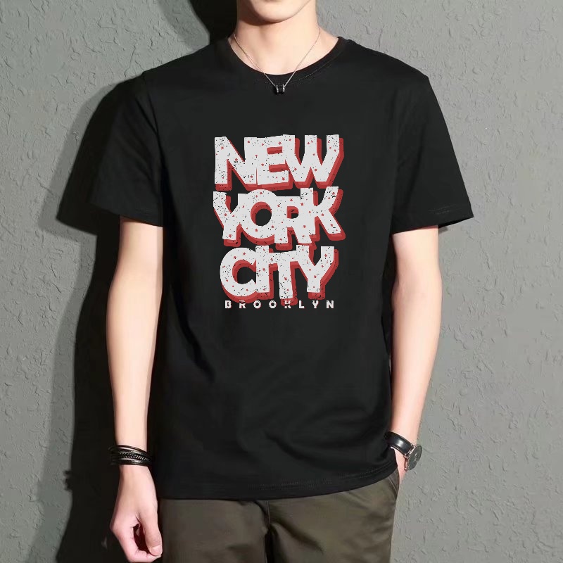 Street Fashion In New York - Men's Black Round-Neck Short-Sleeved T-Shirt, New