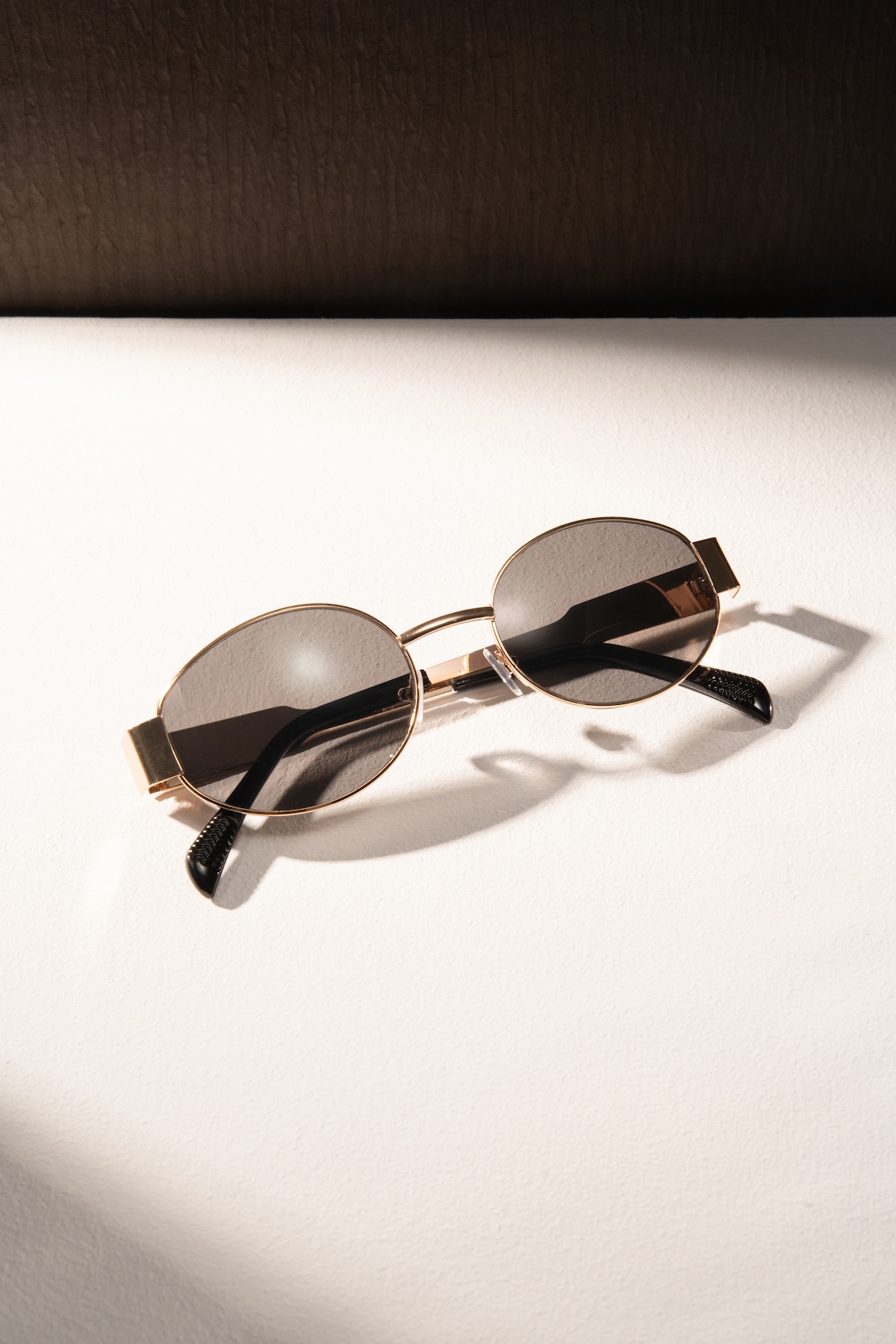 **1Pair Unisex Retro Oval Meta - Street Fashion Vintage avaliação e preço