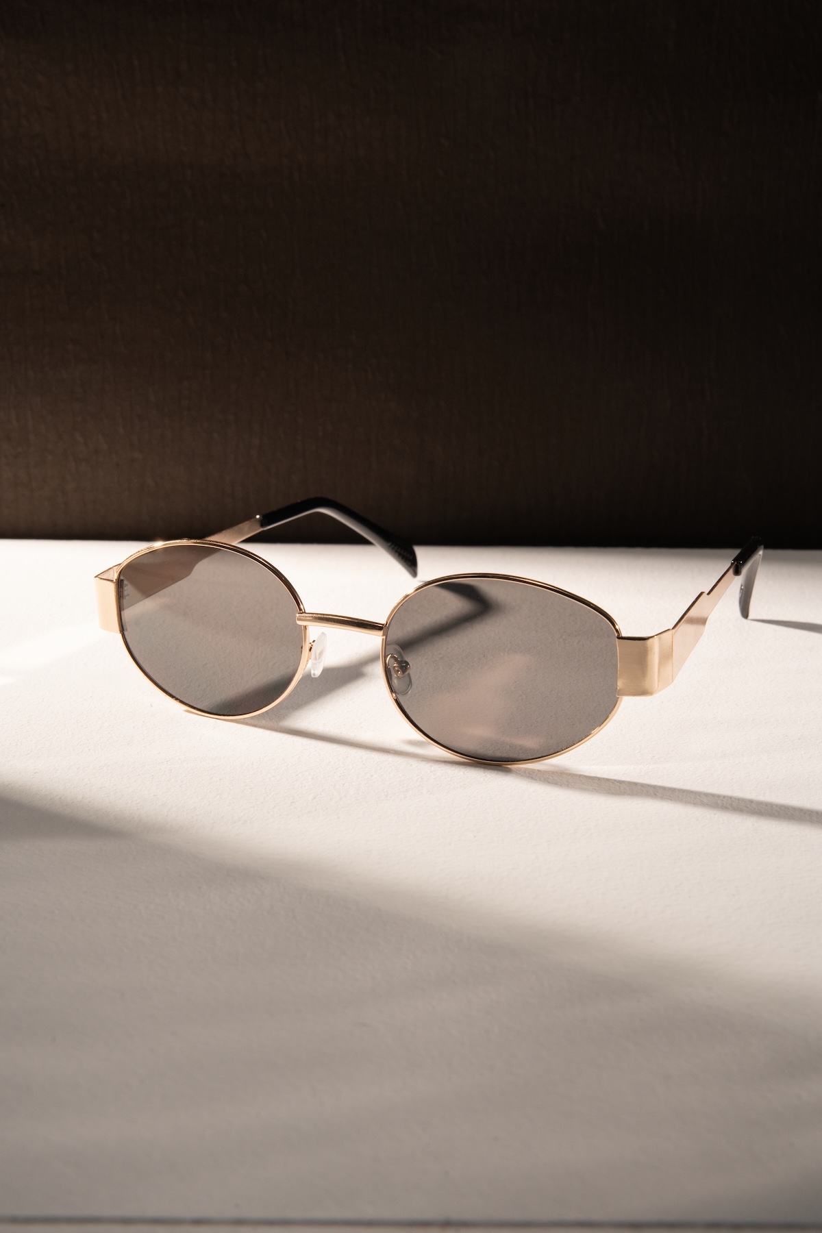 **1Pair Unisex Retro Oval Meta - Street Fashion Vintage avaliação e preço